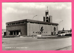 Voorburg - R.K. Goede Herder Kerk - Autobus - C.L.W. - ECHTE FOTO 15997 - Voorburg