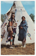 CHIEF CHASING HAWK AND WIFE ~NATIVE AMERICANS~ SIOUX INDIANS~ca 1960s Postcard [5816] - Amérique