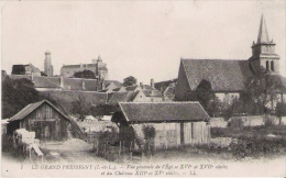 LE GRAND PRESSIGNY (I ET L) 7 VUE GENERALE DE L'EGLISE ET DU CHATEAU - Le Grand-Pressigny