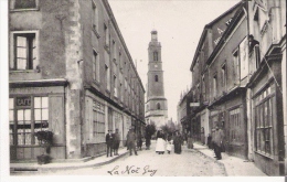 NORT SUR ERDRE (LA NOE GUY) CAFE CENTRAL ET BELLE ANIMATION 1916 - Nort Sur Erdre