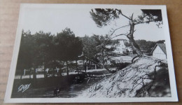 THARON PLAGE - Une échapée Sur La Plage De La Duchesse Anne - Tharon-Plage