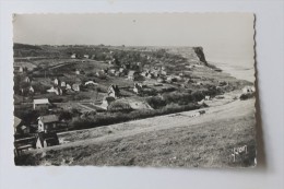 Delcampe - Berneval-sur-Mer, Ensemble Sur Martin-Plage.  CPSM. - Berneval