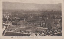 Delcampe - CPA - AK Selestat Schlettstadt Ecole Normale De Jeunes Filles Schule Gymnasium Bei Colmar Barr Bas Rhin Elsass Alsace - Elsass