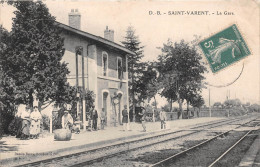 ¤¤  -   SAINT-VARENT    -   La Gare    -  Chemin De Fer    -  ¤¤ - Altri & Non Classificati