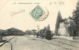 Delcampe - Réf : D-15-661  :  CRAON LA GARE AVEC LE TRAIN DU CHEMIN DE FER - Craon