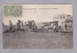 Delcampe - AK DJIBOUTI Porteuses D'eau Somalis Foto - Dschibuti