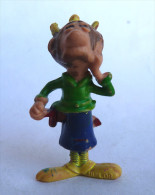 FIGURINE ASTERIX PUBLICITAIRE HUILOR JOLITORAX  1967 (1) RARE DANS CET ETAT - Asterix & Obelix