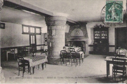 Delcampe - BRICQUEBEC (MANCHE) 48 HOTEL DU VIEUX CHATEAU LA SALLE DES CHEVALIERS 1912 - Bricquebec