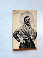 Delcampe - Carte Postale Ancienne : ETAPLES : Etaploise En Costume De Fête - Etaples