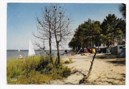 Delcampe - (RECTO / VERSO) BISCAROSSE EN 1969 - N° 58 - CAMPING AU BORD DU LAC - BELLE FLAMME - CPSM GF - Biscarrosse