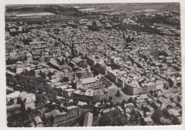 Delcampe - RIOM 63 PUY DE DOME - VUE GENERALE AERIENNE BOULEVARS, RUE SAINT AMABLE ET CHATEAU D EAU - RARE VUE DES EDITIONS CIM - Riom