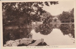 Delcampe - LE VESINET -78- LE LAC DE CROISSY - Le Vésinet