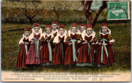 Delcampe - 09 SAINT GIRONS - Petites Filles En Costume Local - Saint Girons