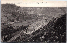 Delcampe - 12 ROQUEFORT - La Cave Carrière, Au Fond Le Cirque De Tournemire - Roquefort