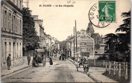 Delcampe - 14 FALAISE - La Rue D'argentan - Falaise