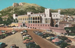 Delcampe - - CPSM - 06 - MONACO - La Place Du Palais Avec Nombreux Véhicules Anciens - 010 - Fürstenpalast