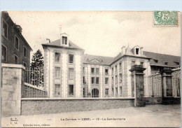 Delcampe - 19 USSEL - La Gendarmerie - Ussel