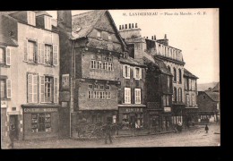 Delcampe - 29 LANDERNEAU Place Du Marché, Commerces, Ed GB 81, 190? - Landerneau