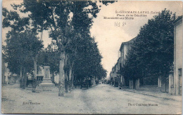 Delcampe - 42 SAINT GERMAIN LAVAL - Place De La Génétine - Monument Aux Morts - Saint Germain Laval