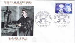 FDC  Madame CURIE DANS SON LABORATOIRE EN 1923 - Non Classés
