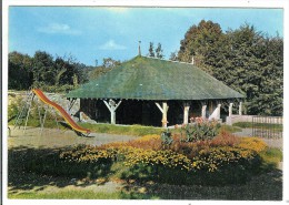 SAINT AMAND EN PUISAYE - Le Square Et Le Vieux Lavoir - Saint-Amand-en-Puisaye