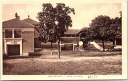 Delcampe - 63 COURPIERE - L'école Des Filles. - Courpiere