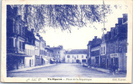 65 VIC BIGORRE -Place De La République - Vic Sur Bigorre