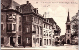 Delcampe - 68 MUNSTER - Place Du Marché Et église Catholique - Munster