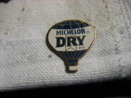 Pin's Montgolfiere, Pub Biere MICHELOB DRY - Airships