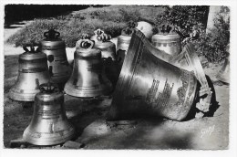 Delcampe - VILLEDIEU LES POELES - N° 40 - FONDERIE DE CLOCHES - CARTE FORMAT CPA VOYAGEE - Villedieu