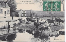 Delcampe - VELIZY VILLACOUBLAY - Forêt De Meudon - Intérieur De La Ferme De Villacoublay - Velizy