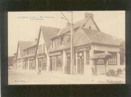 76 Le Trait Rue Clémenceau Les Boutiques   édit. Sueur  La Poste , Coopérative épicerie L'avenir Du Trait , Plaque Maggi - Le Trait