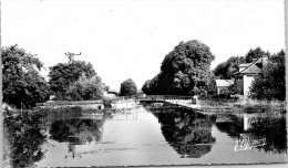 Delcampe - 89 BRIENON - L'écluse Du Buttoir. - Brienon Sur Armancon