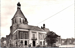 Delcampe - 89 BRIENON - L'église Et La Mairie - Brienon Sur Armancon