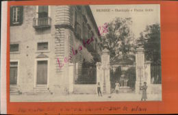 Delcampe - CPA  ITALIE  BRINDISI  Municipio E Piazza Sedile   AVR 2015  DIV  769 - Brindisi