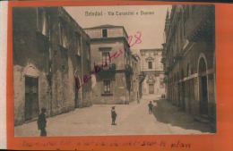 Delcampe - CPA  ITALIE  BRINDISI  VIA Tarantini E Duomo    AVR 2015  DIV  779 - Brindisi
