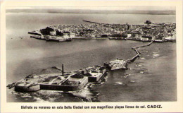 Delcampe - CADIZ - Disfrute Su Veraneo En Esta Bella Ciudad... - Cádiz