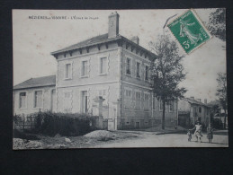 Delcampe - Ref3994 JU CPA De Méziere Sur Issoire (Limousin) - Ecole Des Filles - 1910 - Schulen