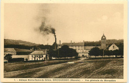 Delcampe - DEP 50 BRICQUEBEC VUE GENERALE DU MONASTERE - Bricquebec