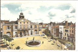 Delcampe - RUFFEC    L´hotel De Ville  No R 18 - Ruffec