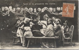 Delcampe - MARIAGE  -  NOCES  -  Toast à La Prospérité Des Mariés  -   CPSM - Hochzeiten