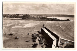 Delcampe - CP Erquy Le Port Et La Jetée 22 Côtes D´ Armor - Erquy