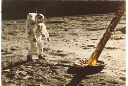 Espace Des Hommes Sur La Lune  21 Juillet 1969 - Espacio