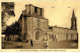 Delcampe - 33  SAINT EMILION  LA PORTE OUEST DE L EGLISE COLLEGIALE - Saint-Emilion