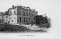 Delcampe - CPA - La FERTE-ALAIS (91) - Aspect De L'Hôtel De Ville En 1900 - La Ferte Alais