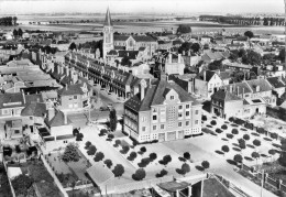 ROSIERES-EN-SANTERRE VUE AERIENNE HOTEL DE VILLE ET RUE DU NIGER - Rosieres En Santerre