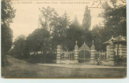 Delcampe - DEP 78 LE VESINET AVENUE HORACE VERNET ETABLISSEMENT D'HYDROTHERAPIE - Le Vésinet