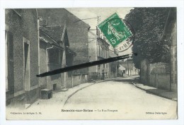 Delcampe - CPA - Samois Sur Seine - La Rue Fouquet - Samois