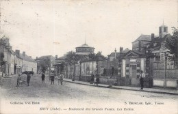 EVRY BOULEVARD DES GRANDS FOSSES LES ECOLES ANIMEE 10 AUBE - Ervy-le-Chatel