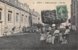 Delcampe - SEINE ET MARNE  77  TORCY  L'ECOLE MATERNELLE - Torcy